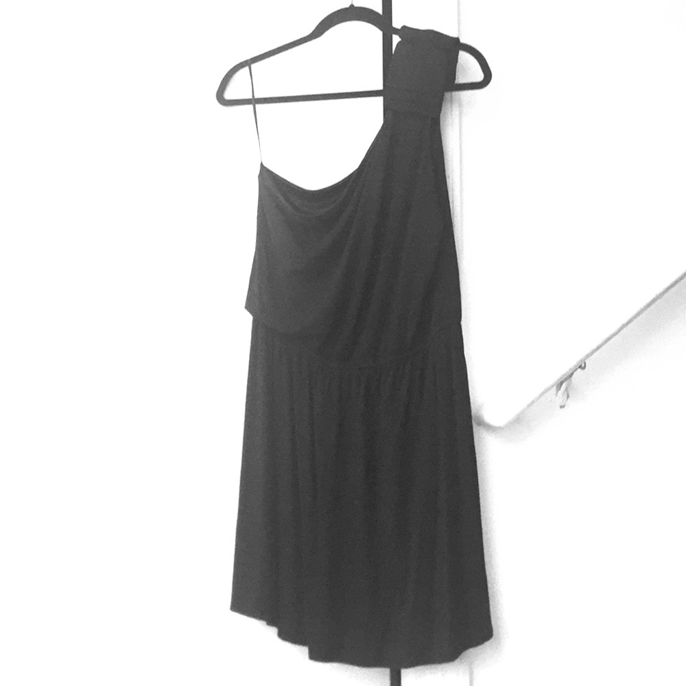 Effortless one shoulder LBD